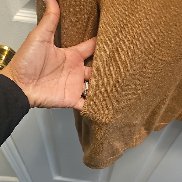 Babaton Tan V-Neck Sweater - Picture 4 of 8